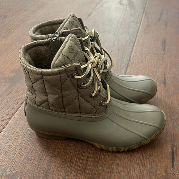 Sperry boots - Picture 2 of 7